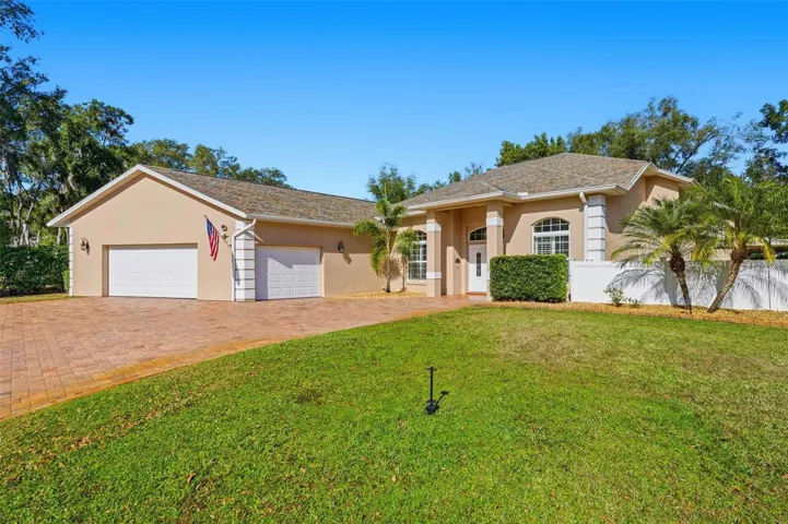 Welcome to 5141 S Pointe Dr, Inverness Fl