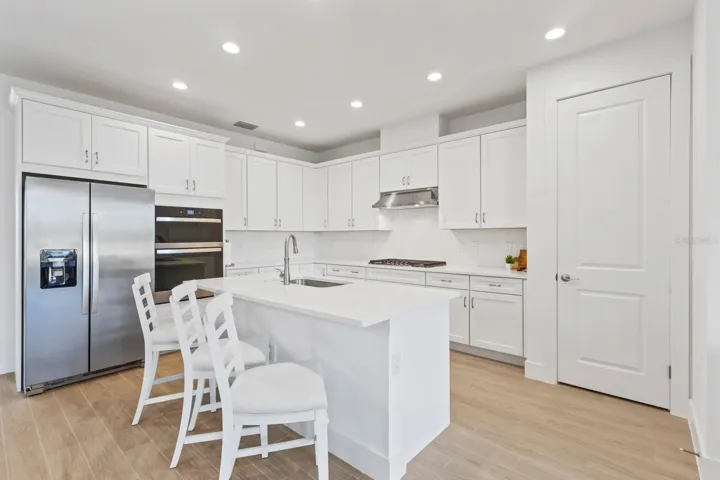 Kitchen - Dining