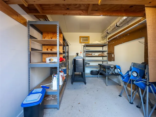 Fantastic storage room, or workshop, or could  be and office.
