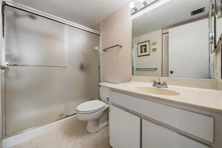 Guest bath