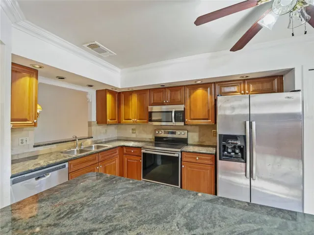 Extra counter space/In Kitchen bar space.