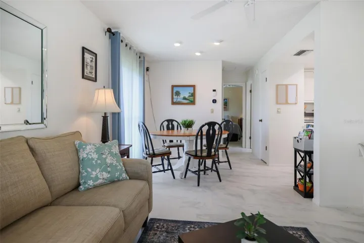 Natural light all day