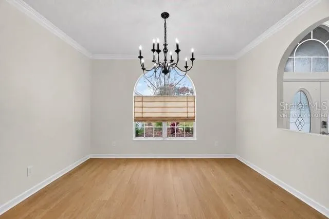 Virtually staged