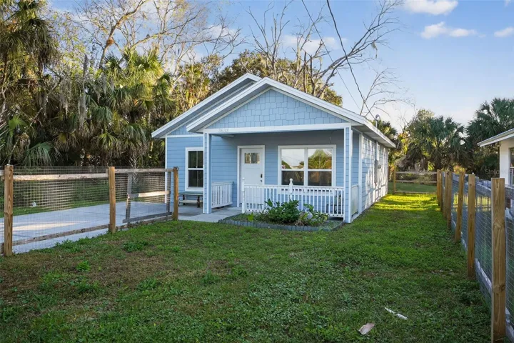 Fenced Yard