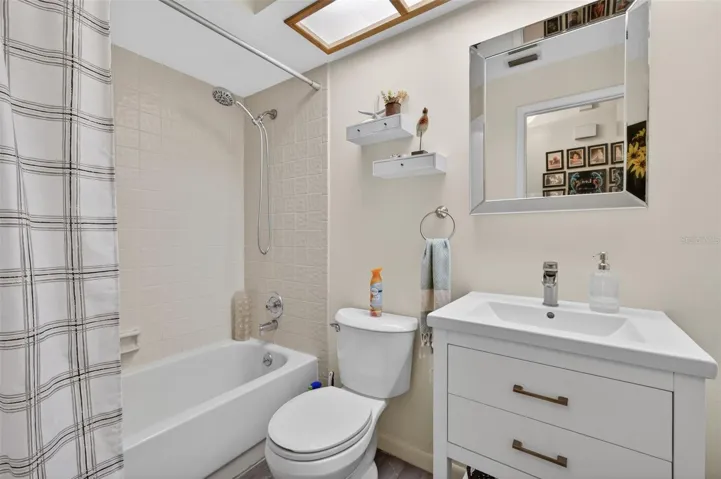 Guest bath has a tub