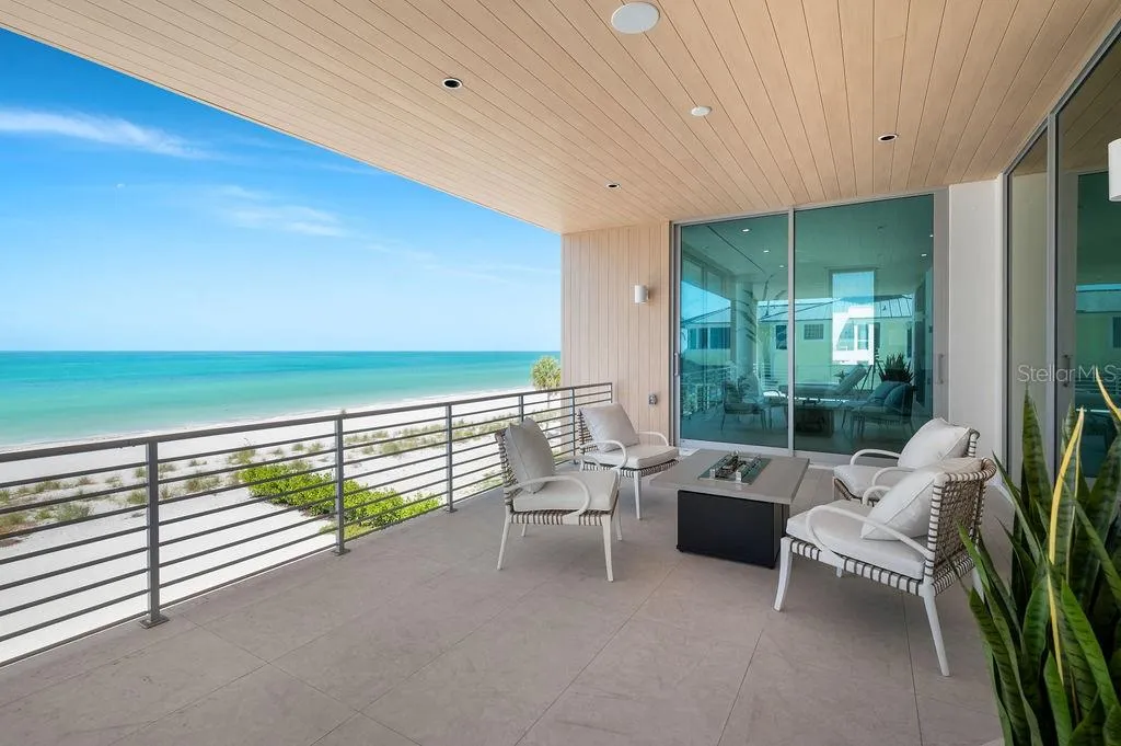 40 foot second floor terrace