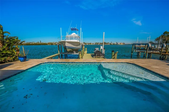Shimmering Inground Pool off the Lanai and overlooking the wide Bay waters!