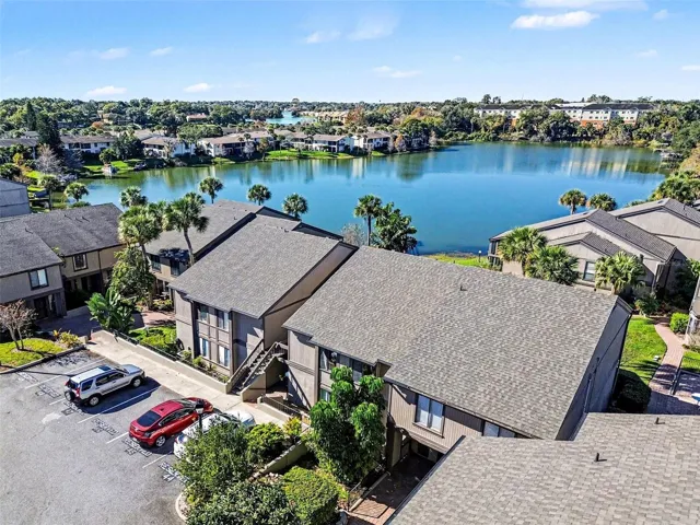 Easy commute to Winter Park and Downtown Orlando.  The beaches are about an hour away.