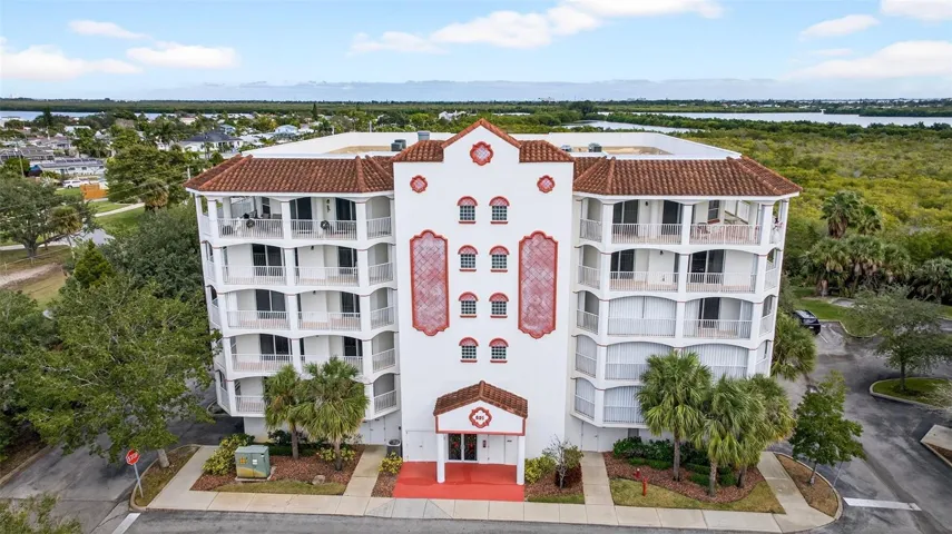 Harbor Del Rio 3rd Floor Condo
