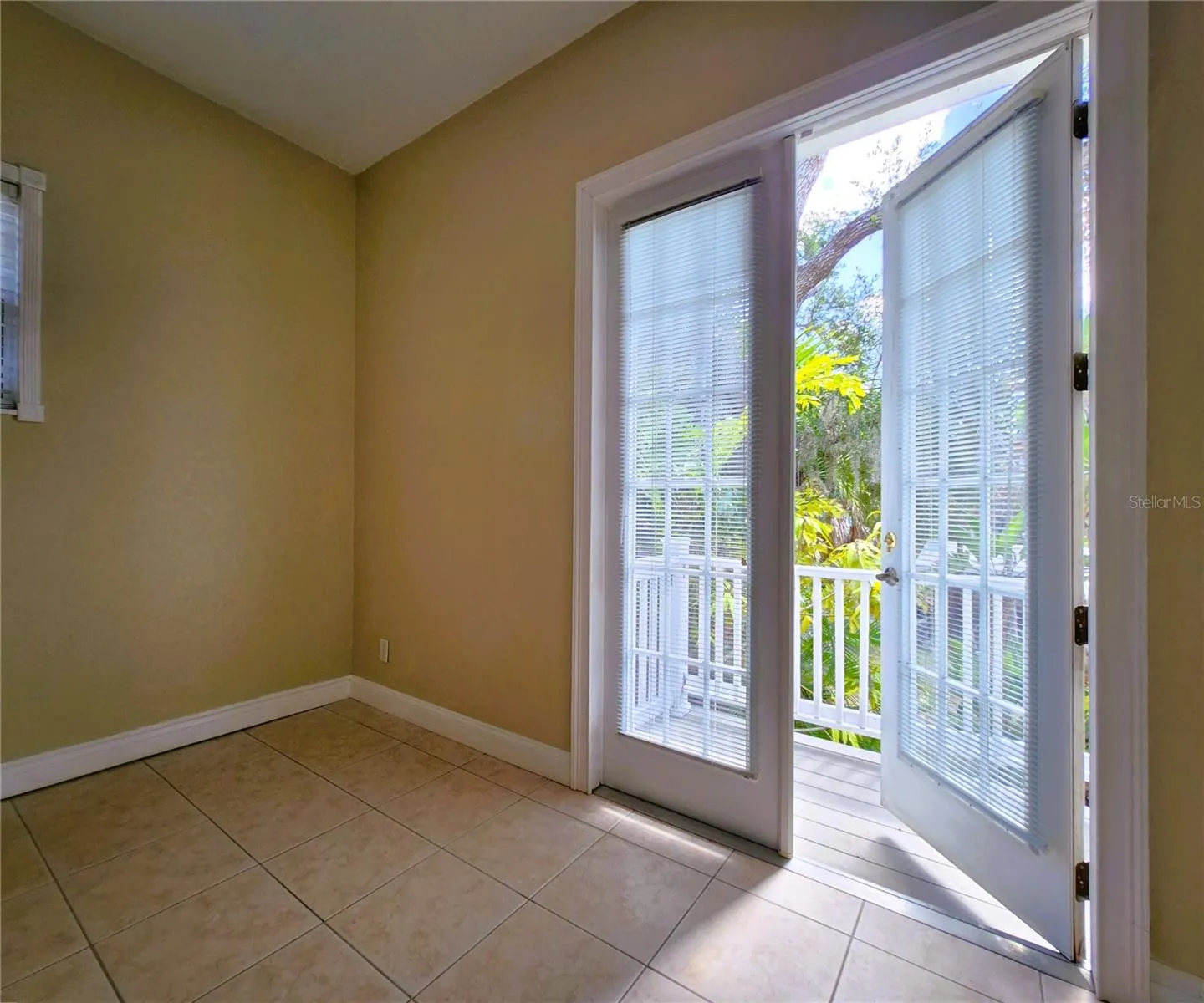 Balcony Guest Bedroom 1