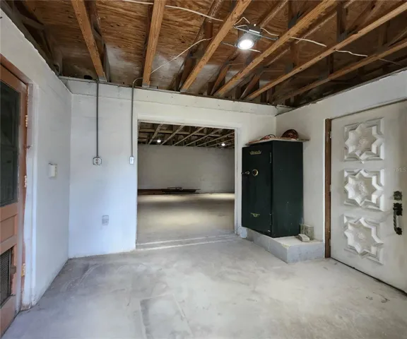 Bottom level includes a Safe