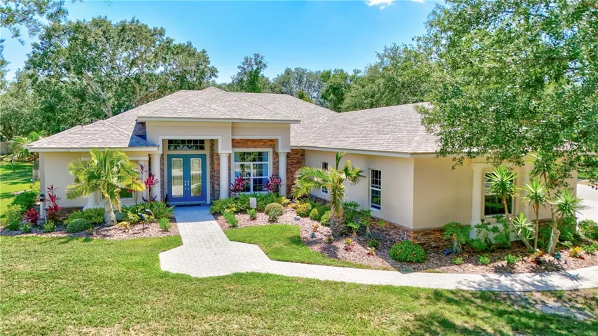 Nestled in a cul de sac with over a 5 car garage!!