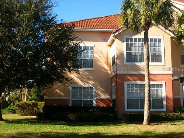 Unit Front. 1st FL. End Unit