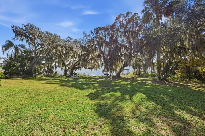 Front Yard/Lake view
