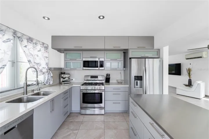 Second Unit ( Second Level ) New Kitchen