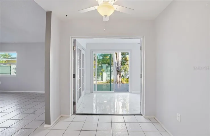 Kitchen Eat-in through to Sun Room.
