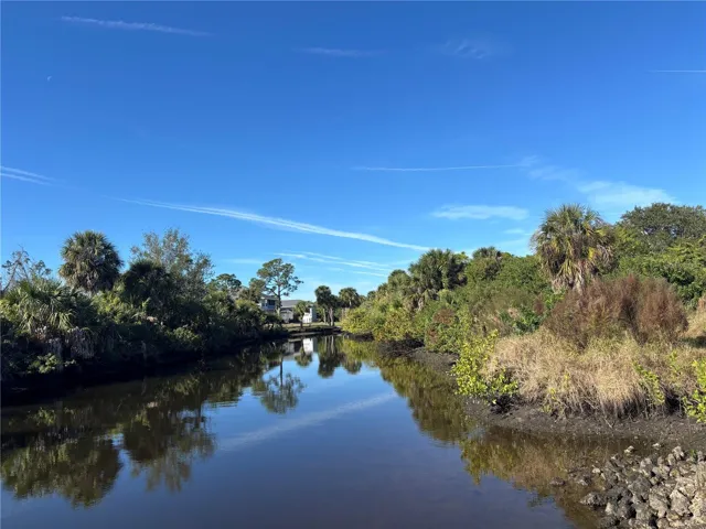 Just around that bend will take you on your way to open water!