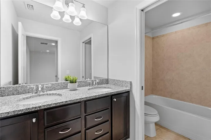 Bathroom 2nd floor