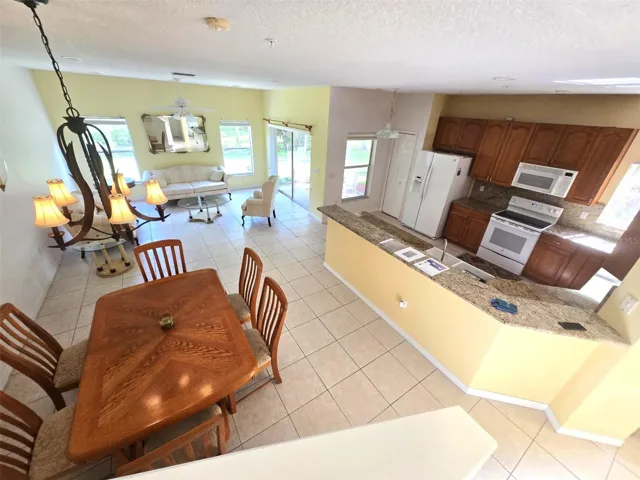 Great Room Floor plan, fresh paint