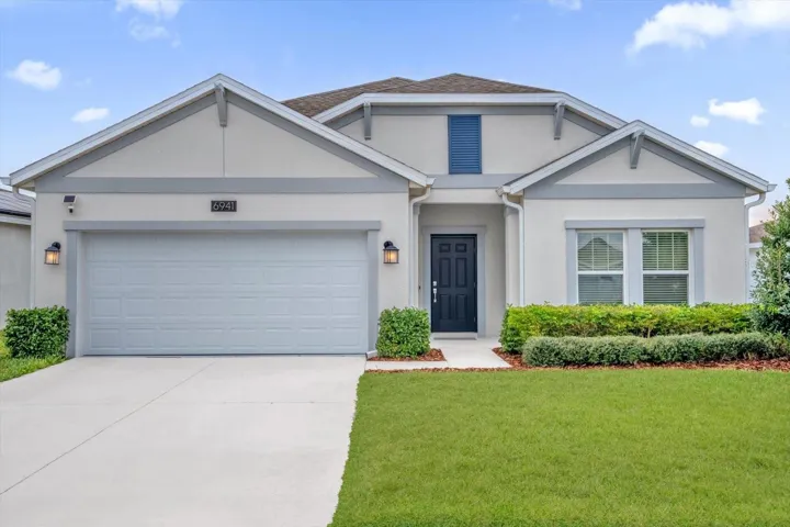 Front HOME Photo