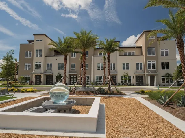 Vue Entrance Courtyard
