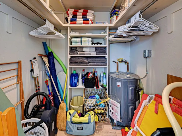 walk in closet