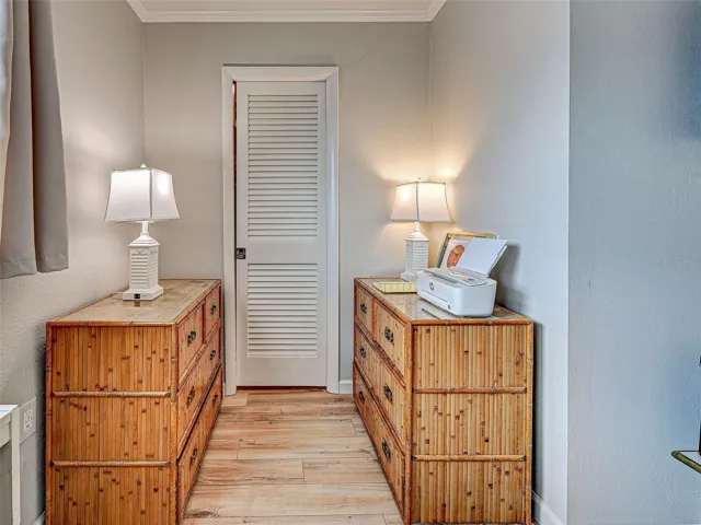 bedroom towards closet
