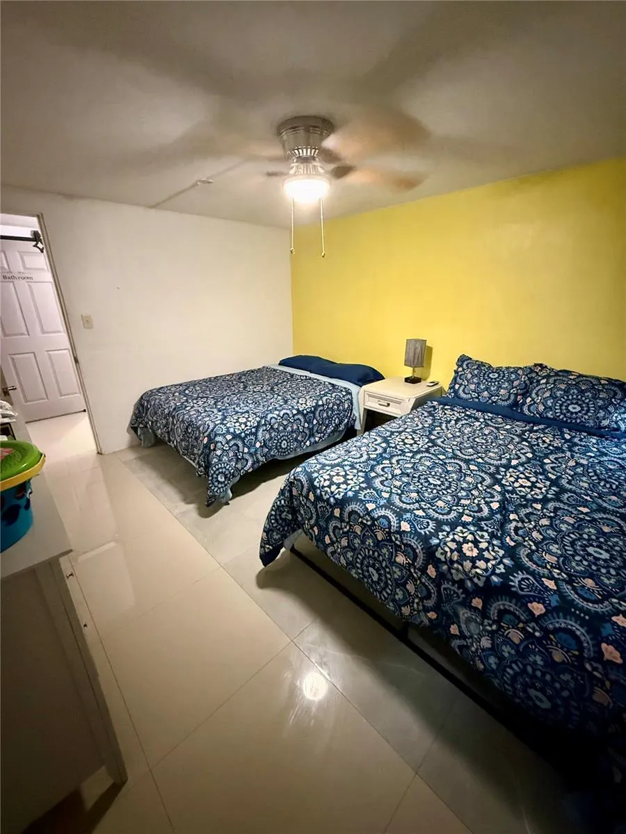 Bedroom 1 apt 1
