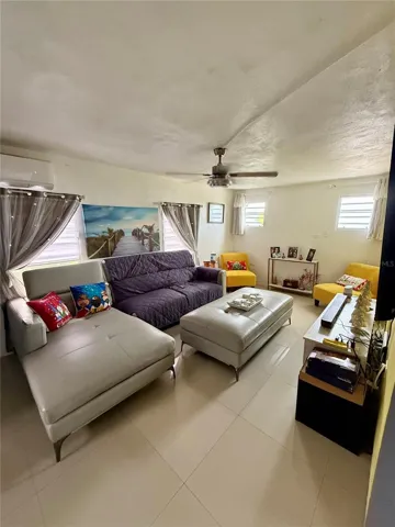 Living room apt 1