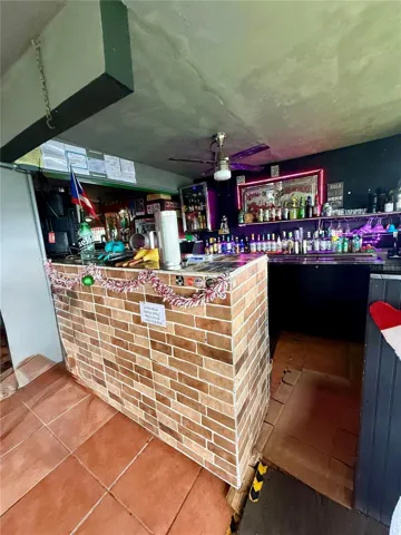 Bar side view