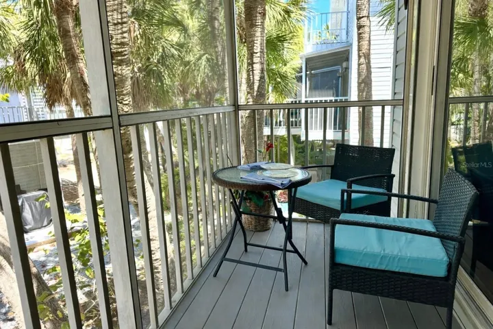 Porch dining area