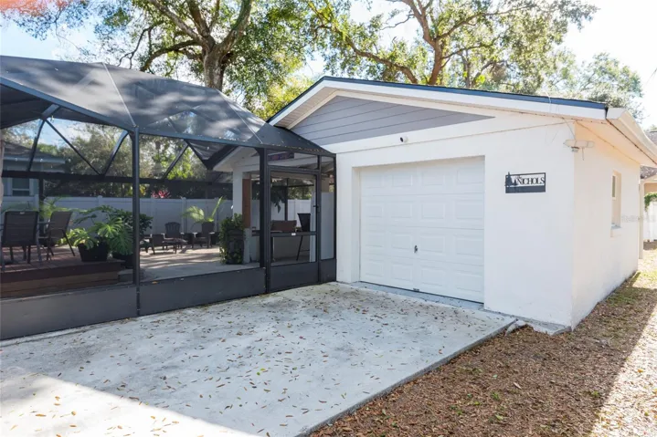 One-car garage delivers even more storage space