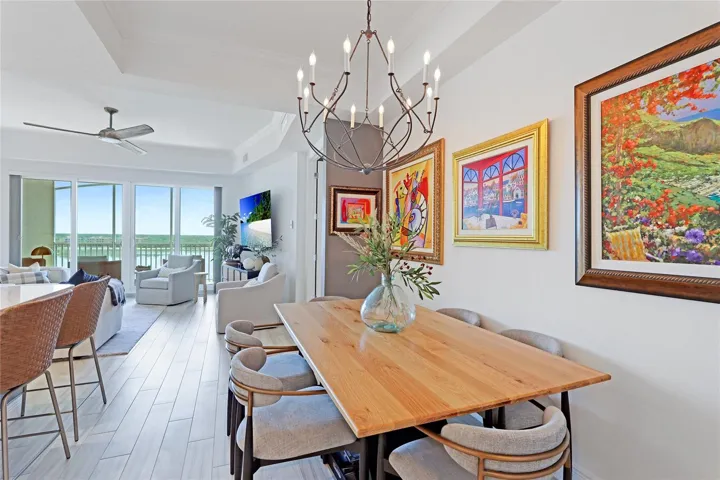 dining area adjacent to kitchen