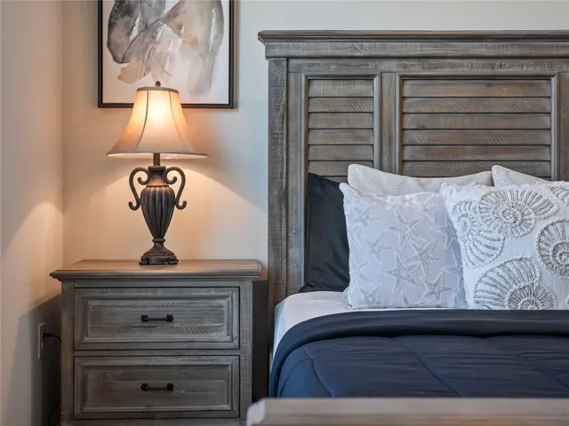 Guest Bedroom #1