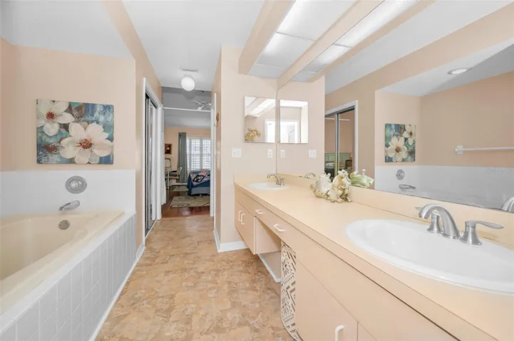 Primary Suite Bath