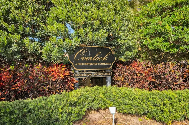 Overlook Entrance