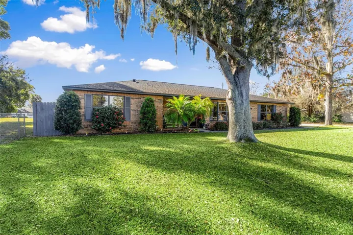 Front view of property