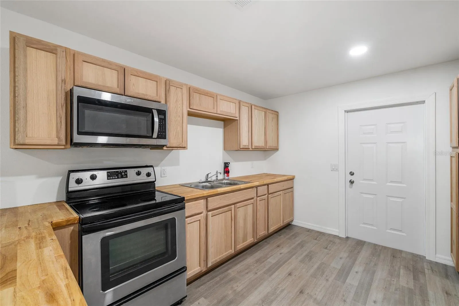 Stove and Microwave