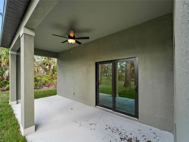 Back Yard/Lanai