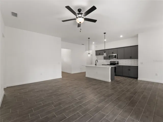 Living Room/Kitchen