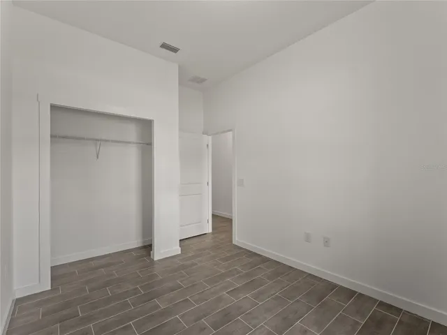Bedroom/den/study/office