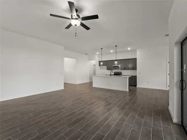 Kitchen/Living Room