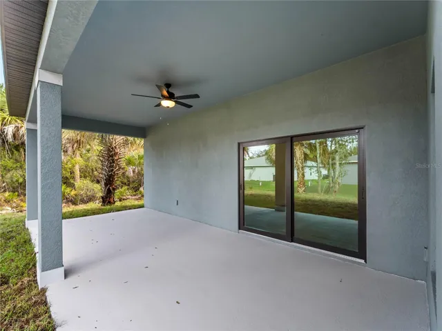 Back Yard/Lanai