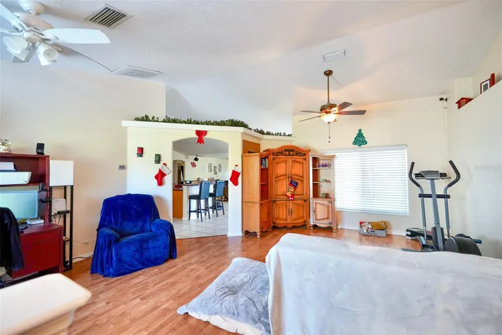Living and office area. Can be a formal dining area.