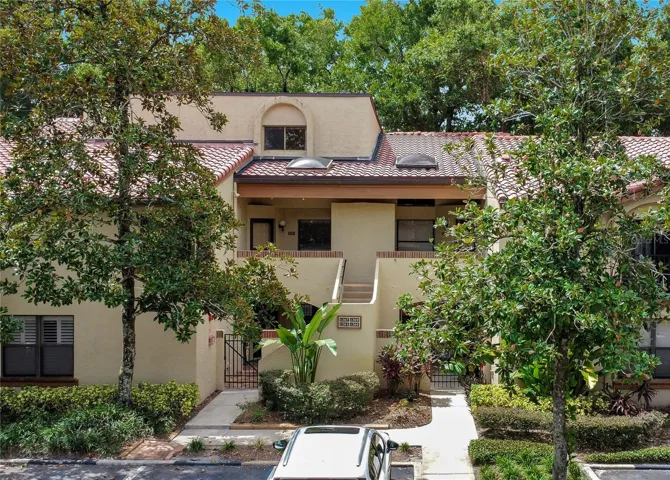 Mediterranean style with BRAND NEW Barrel Tile Roof.