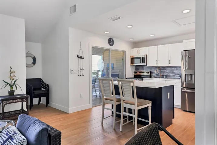 Clubhouse/ Full Kitchen
