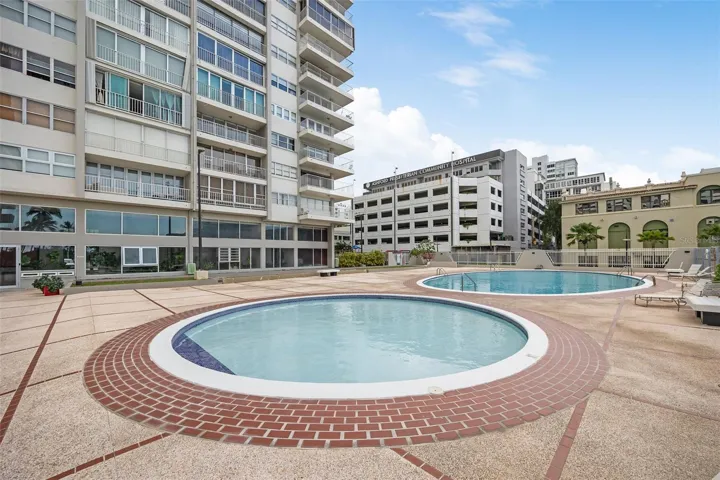Torre Del Mar - Pool Area
