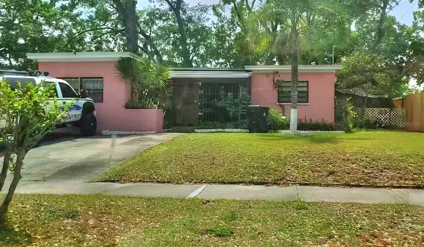 Milk District-Large Lot on a quiet street