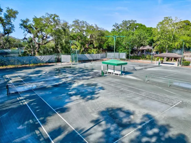 Meadows Community Tennis facility