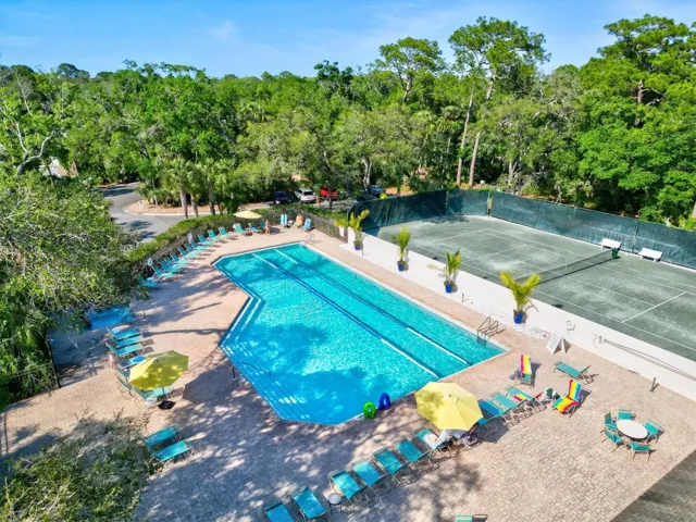Meadows community Jr Olympic Pool, marked lanes